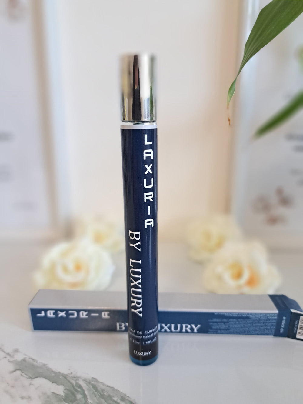 LAXURIA BY LUXURY "Bleu un million" (Eau de parfum de luxe)